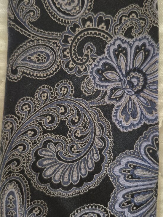 Paisley Black IKE BEHAR Ties for Men for sale | eBay NWT Ike Behar Hand Tailored Woven Silk Black Paisley Floral Tie Made in USA $95